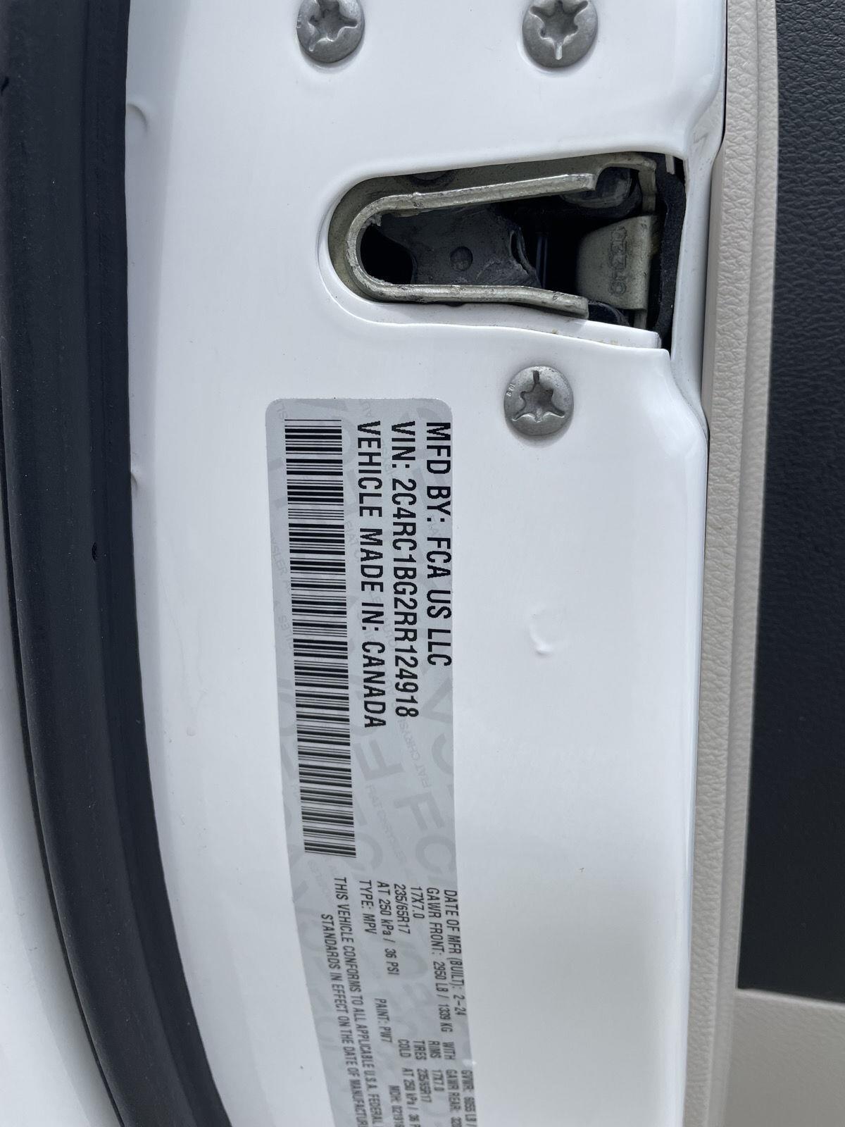 Vehicle photo 33