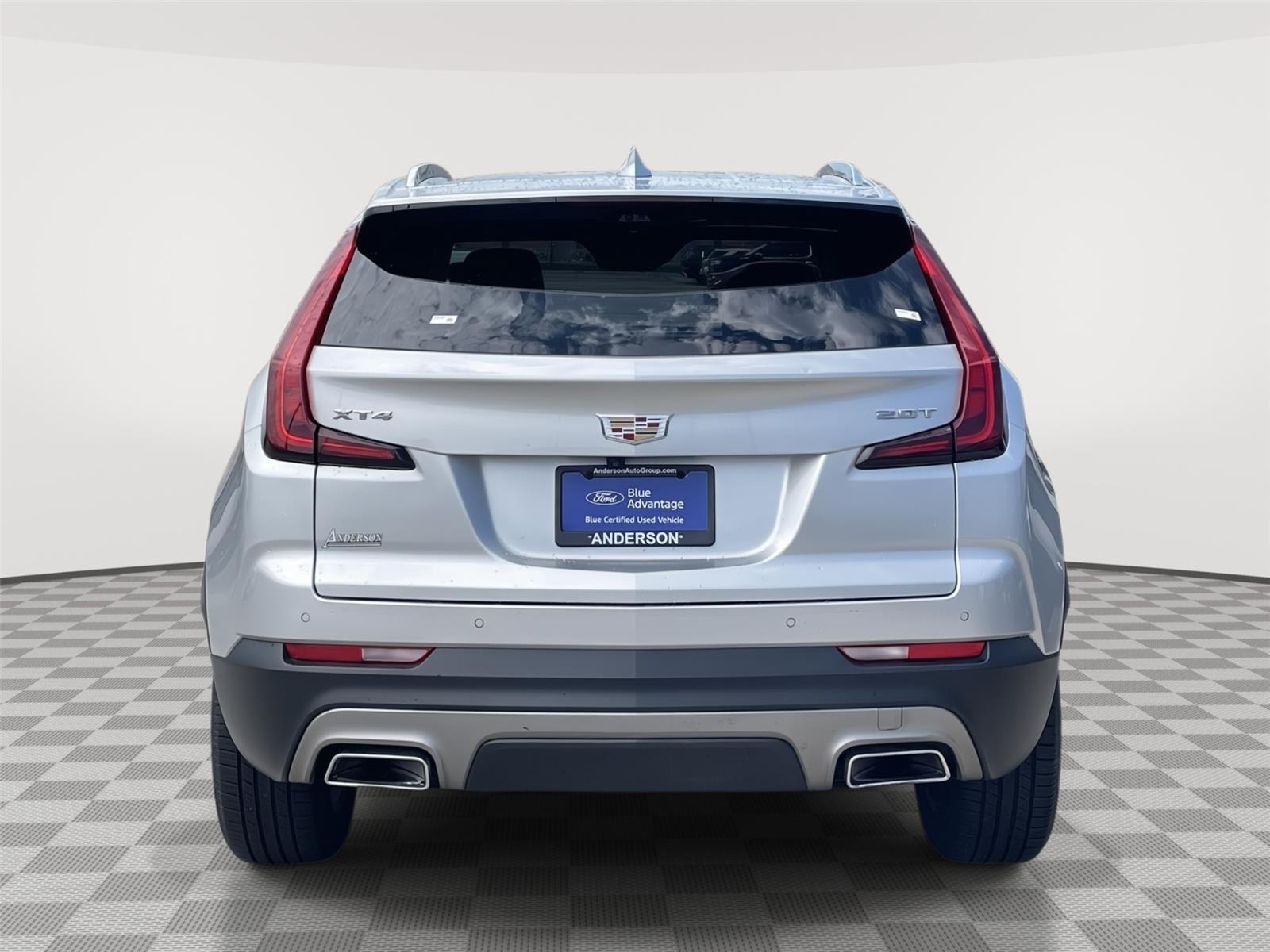 Vehicle photo 8