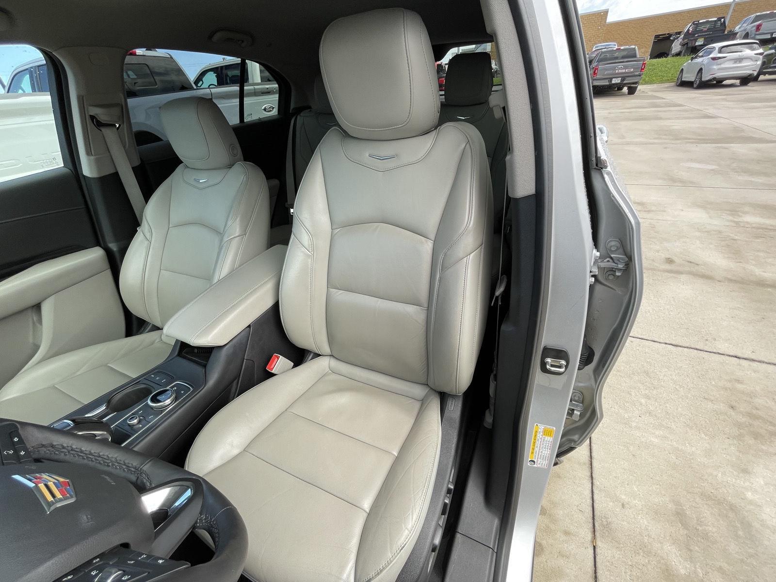 Vehicle photo 18