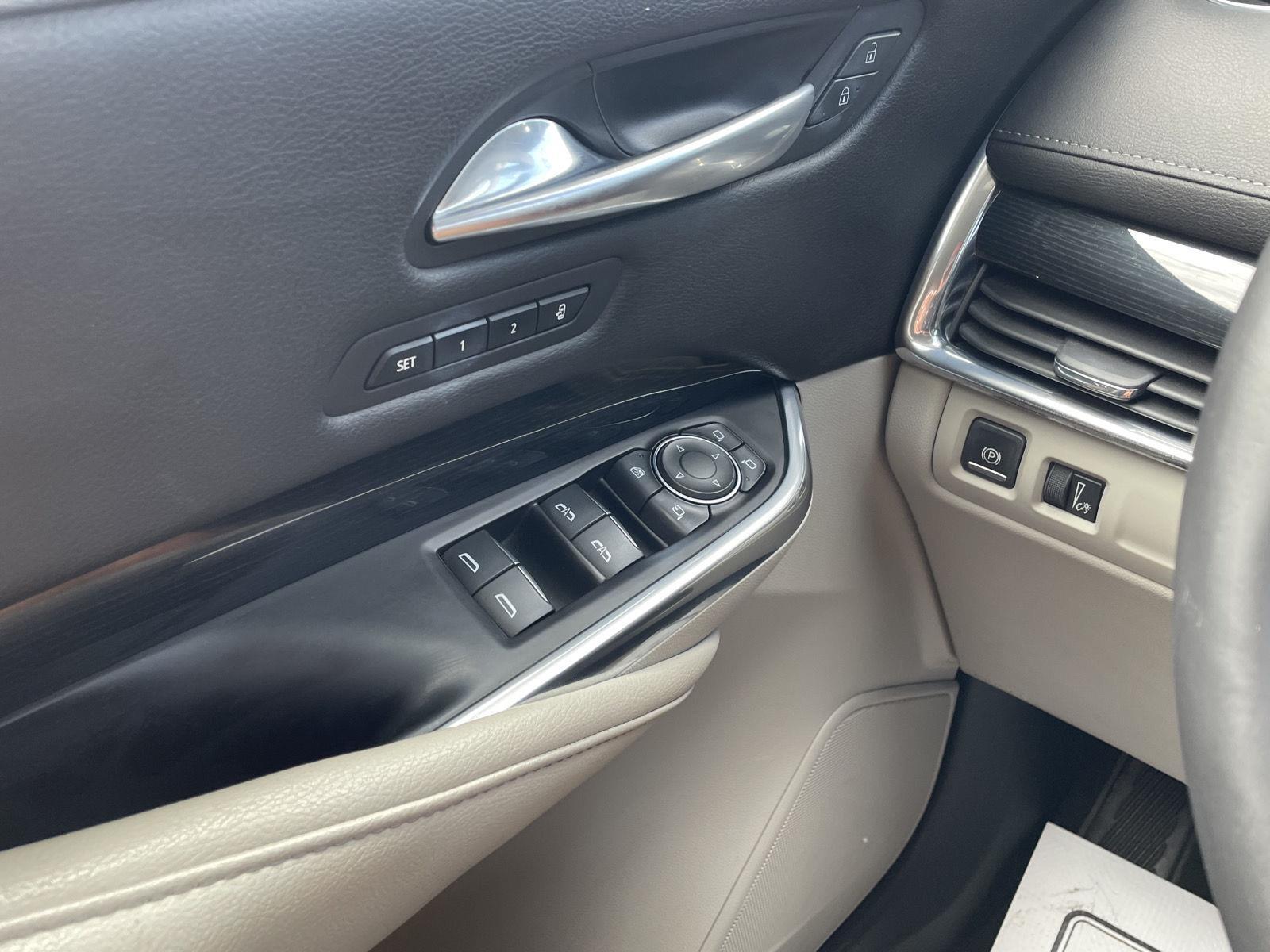 Vehicle photo 31
