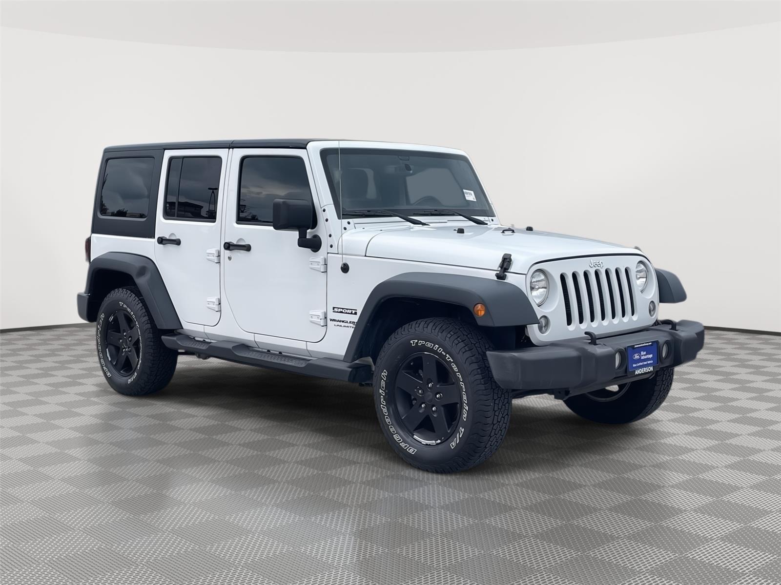 Vehicle photo 5