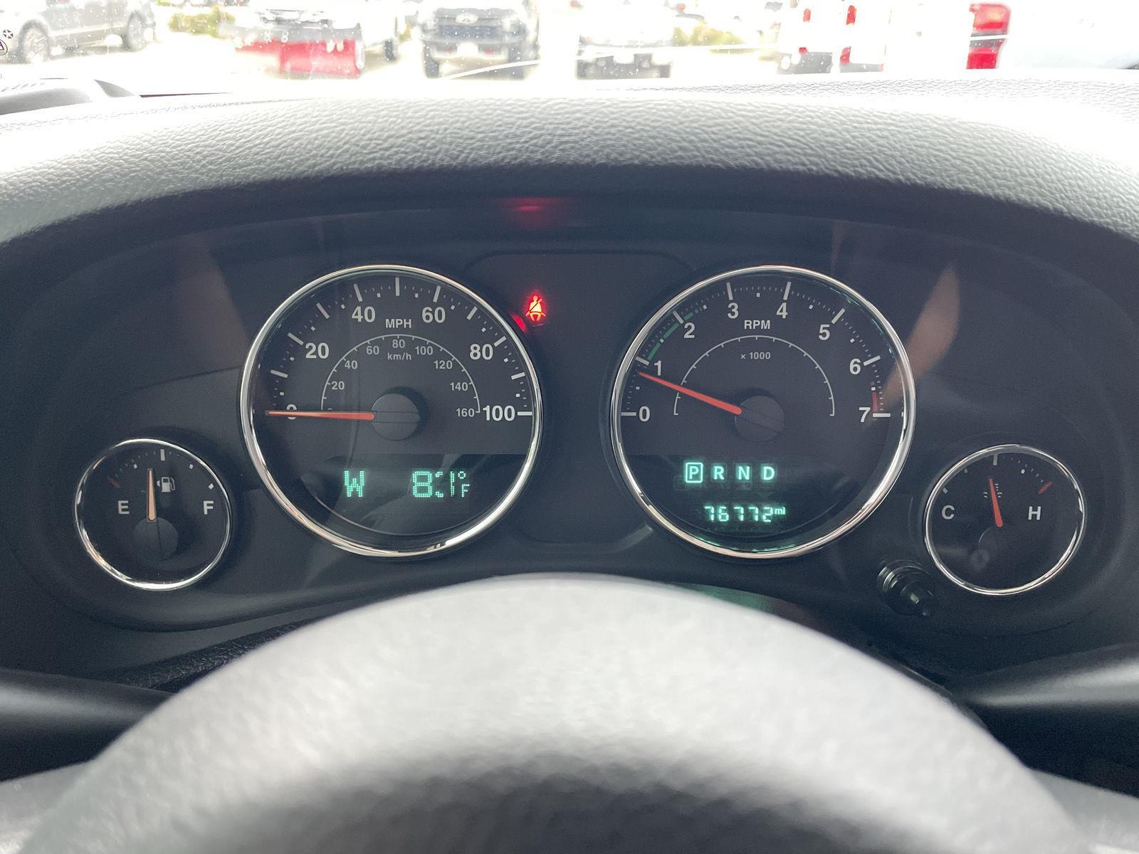 Vehicle photo 15