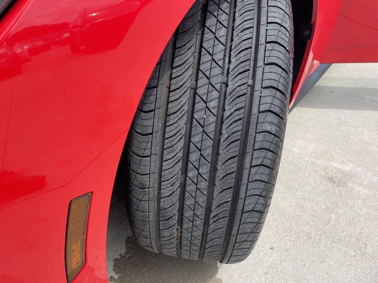 Vehicle photo 11