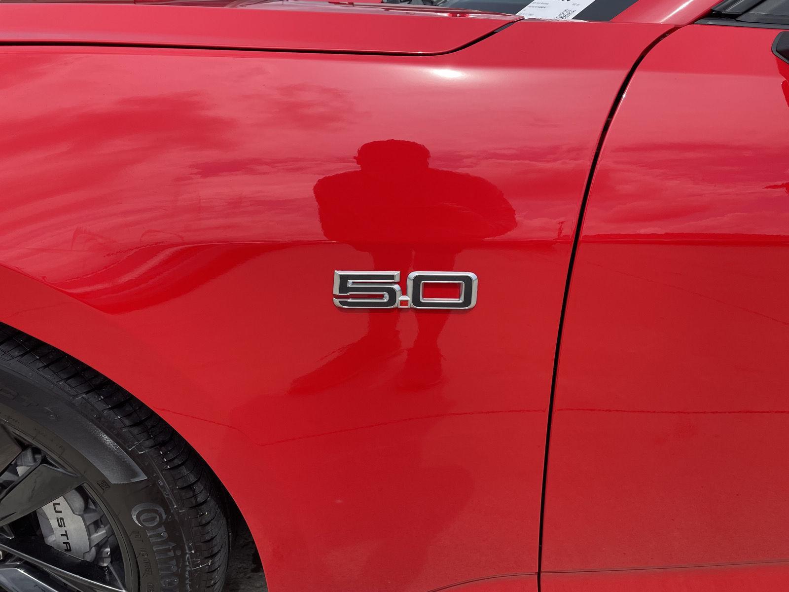 Vehicle photo 34
