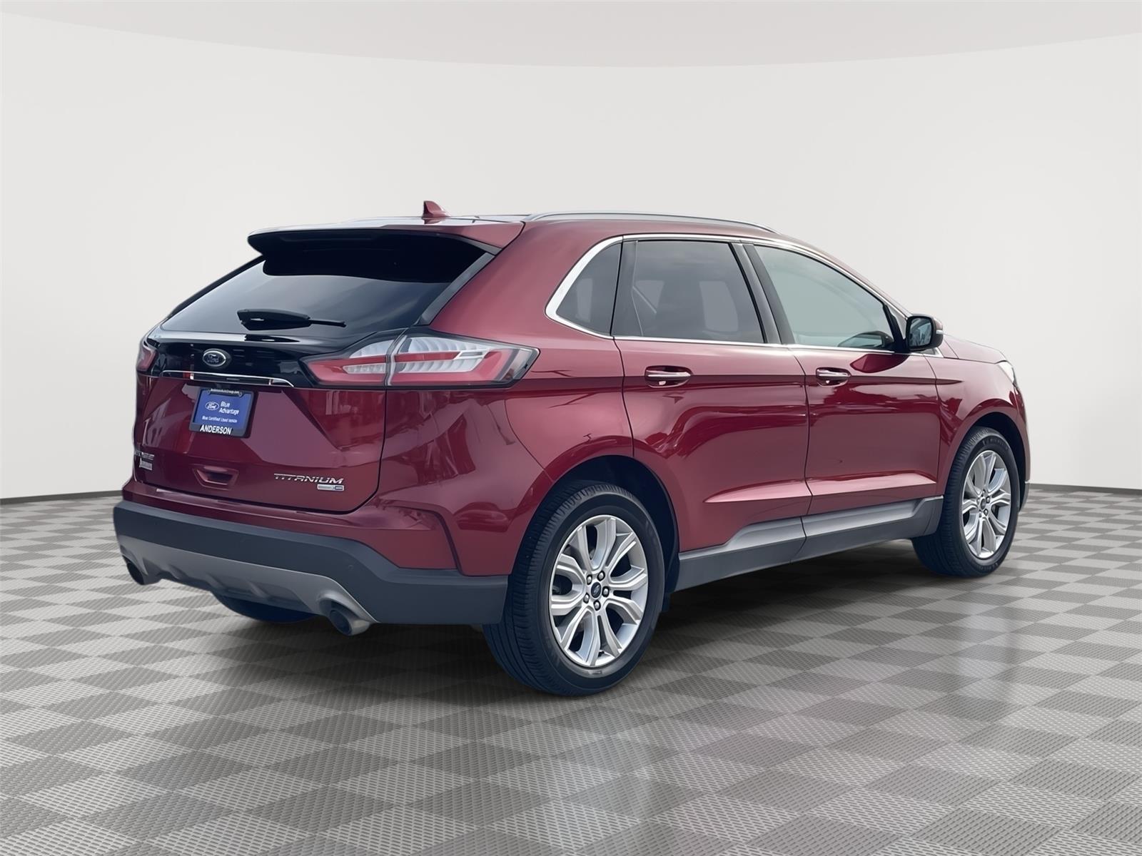 Vehicle photo 7