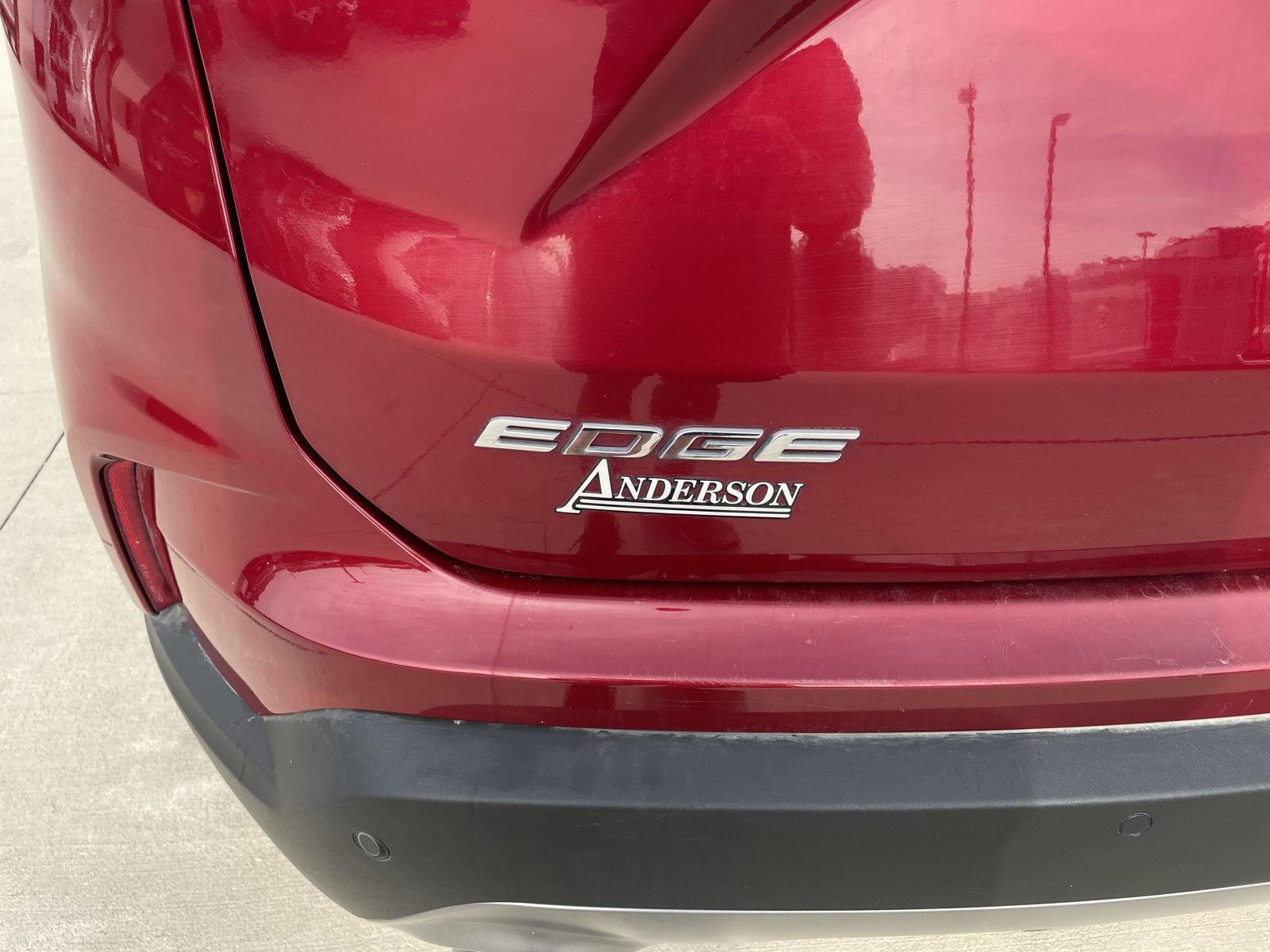 Vehicle photo 35