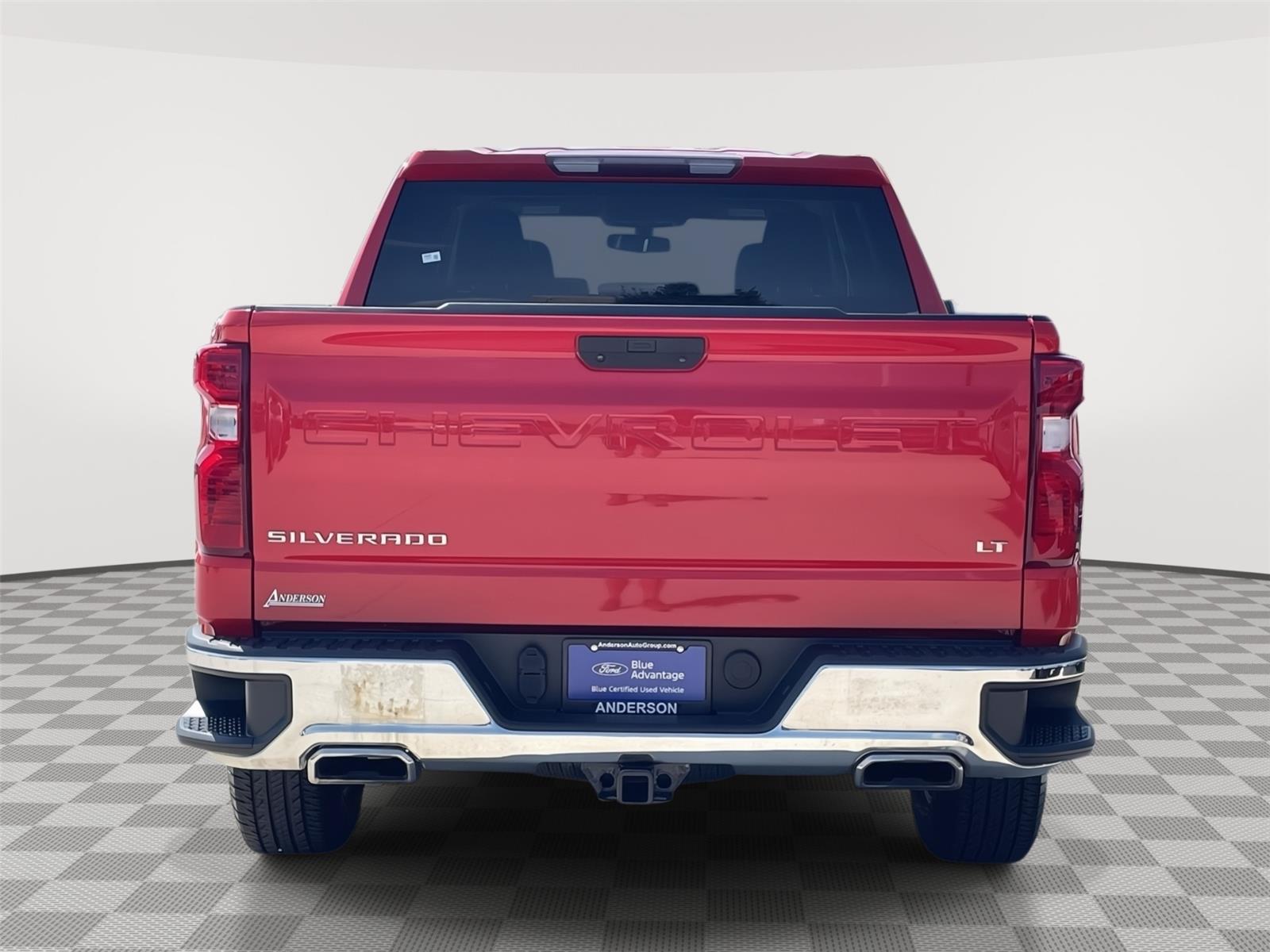 Vehicle photo 8