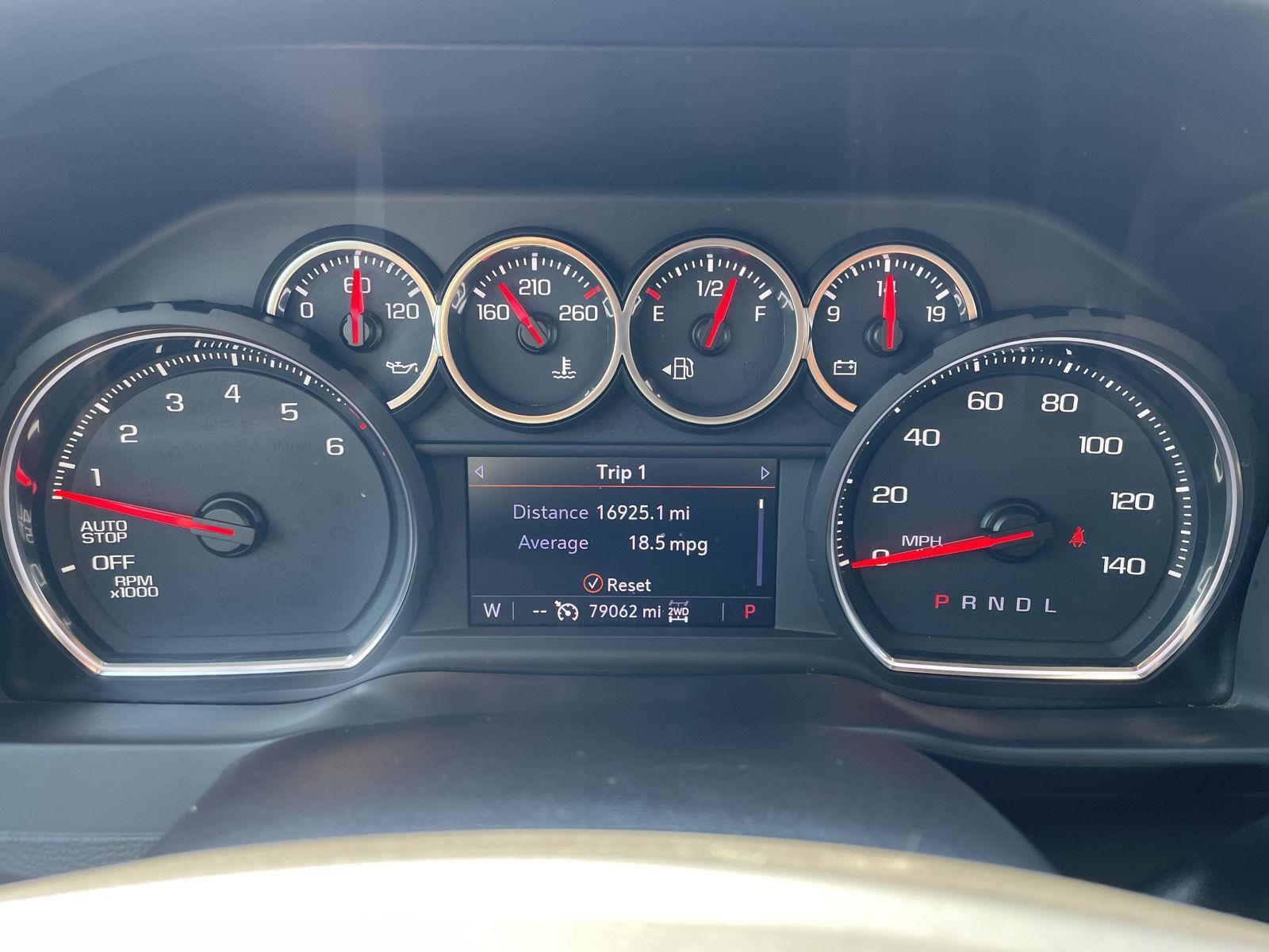 Vehicle photo 15