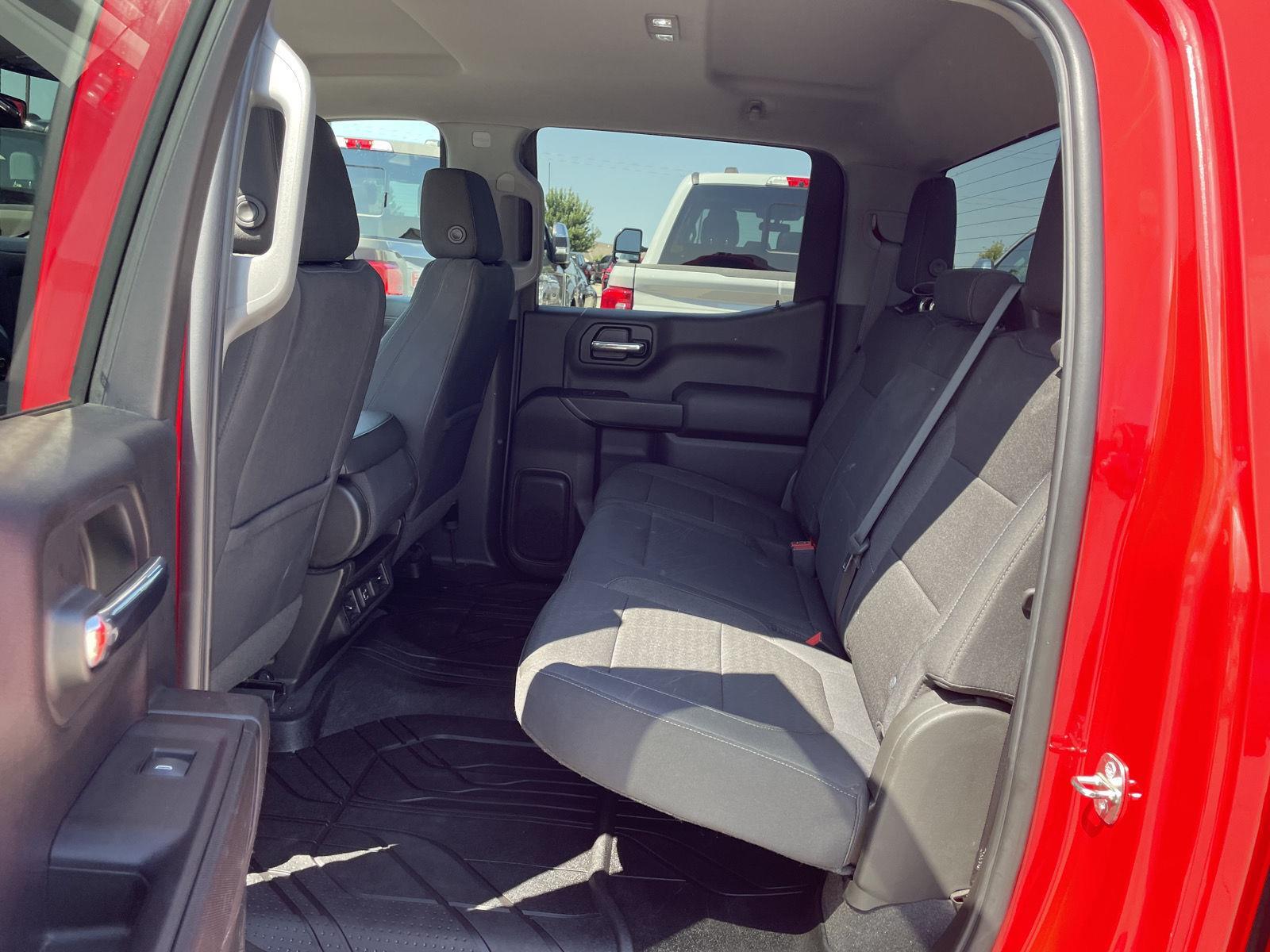Vehicle photo 20