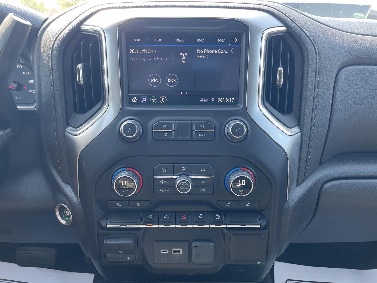 Vehicle photo 22