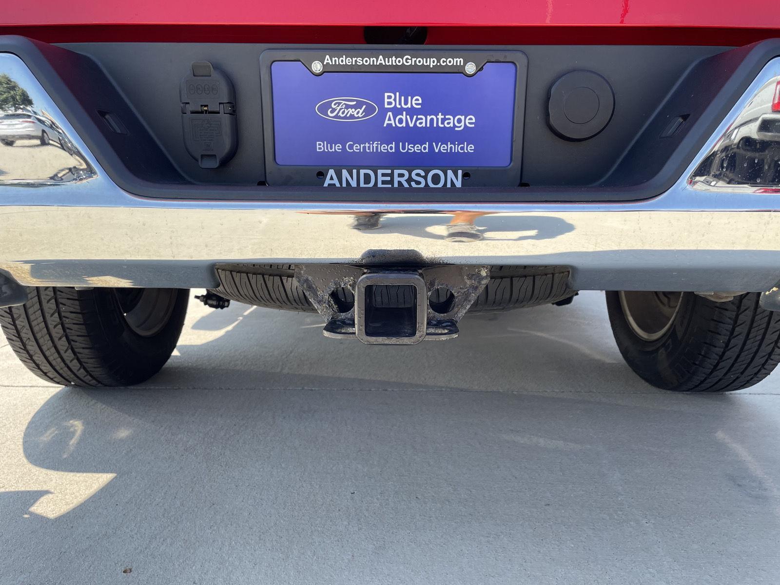 Vehicle photo 37