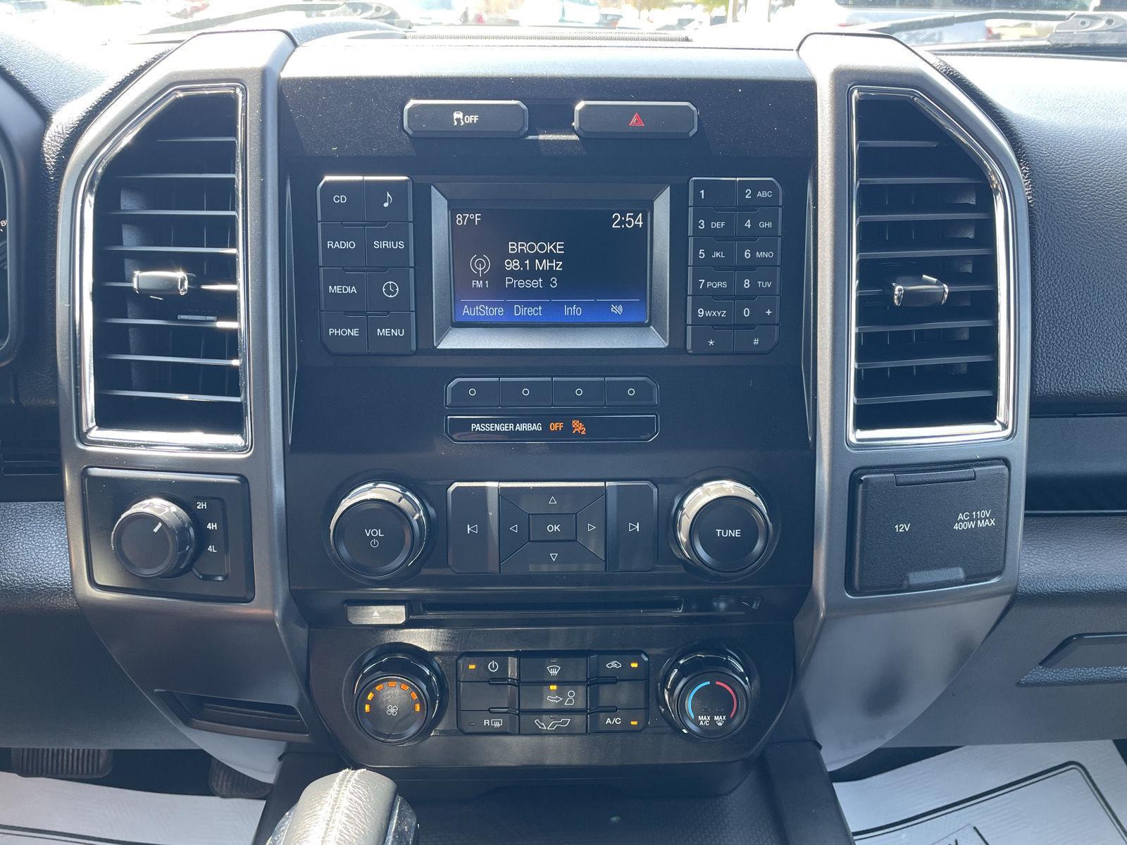 Vehicle photo 21