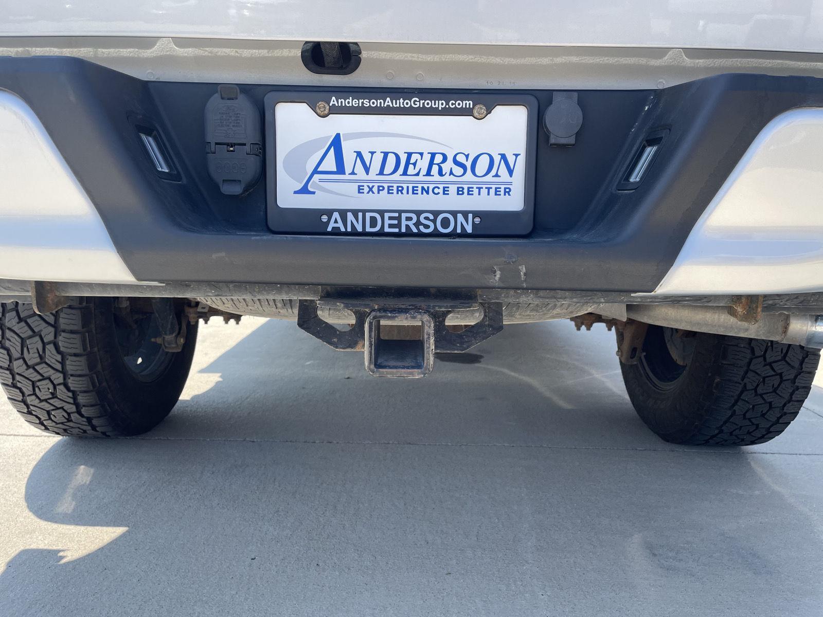 Vehicle photo 35