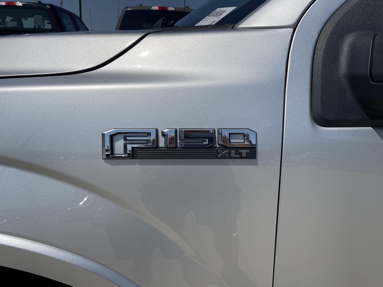 Vehicle photo 36