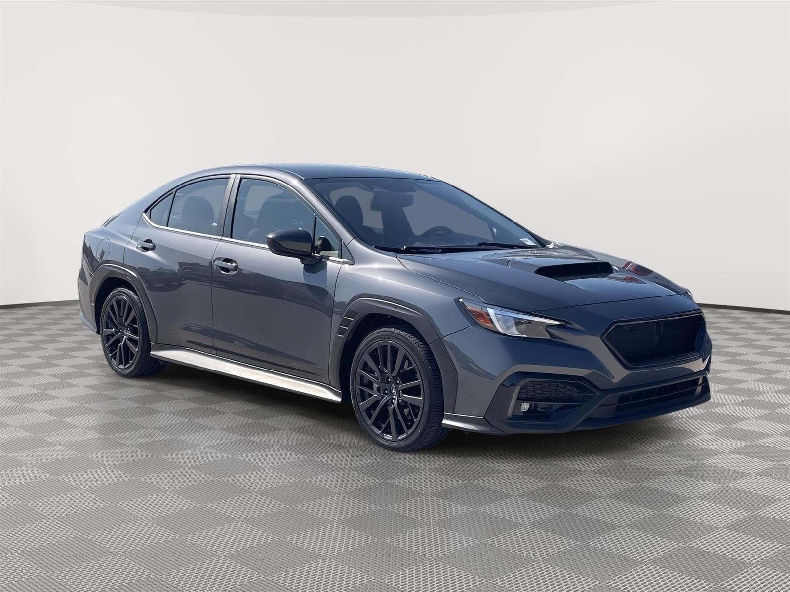 Vehicle photo 5