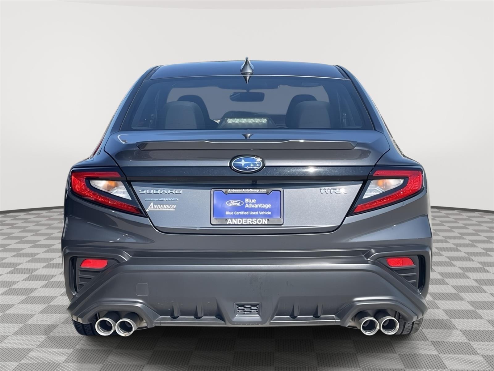 Vehicle photo 8