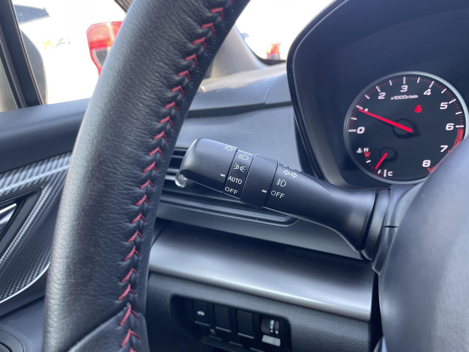 Vehicle photo 16