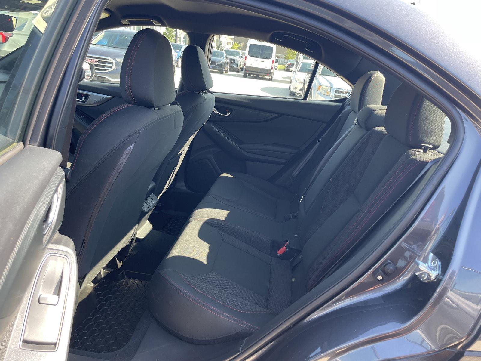 Vehicle photo 20