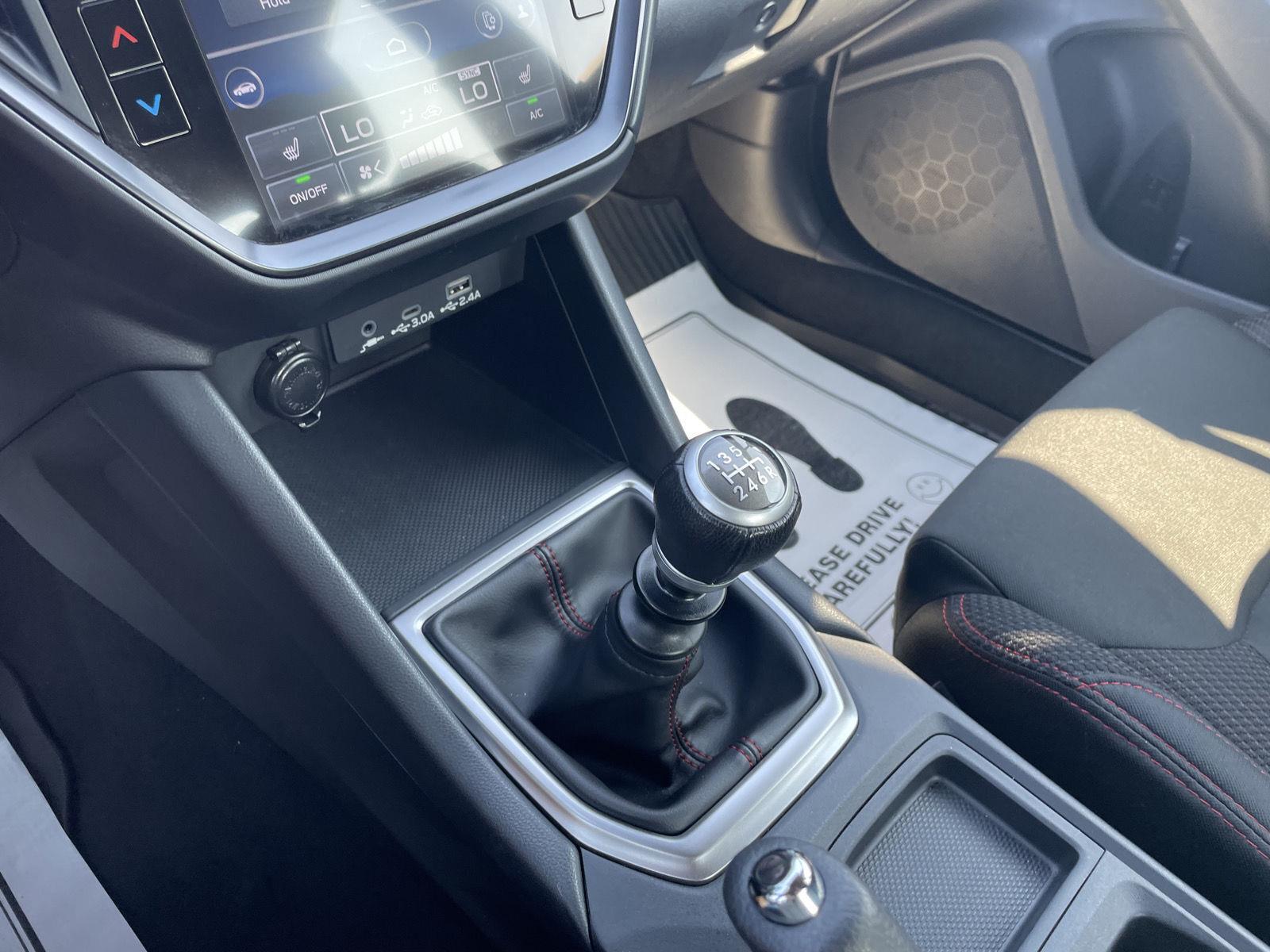 Vehicle photo 30