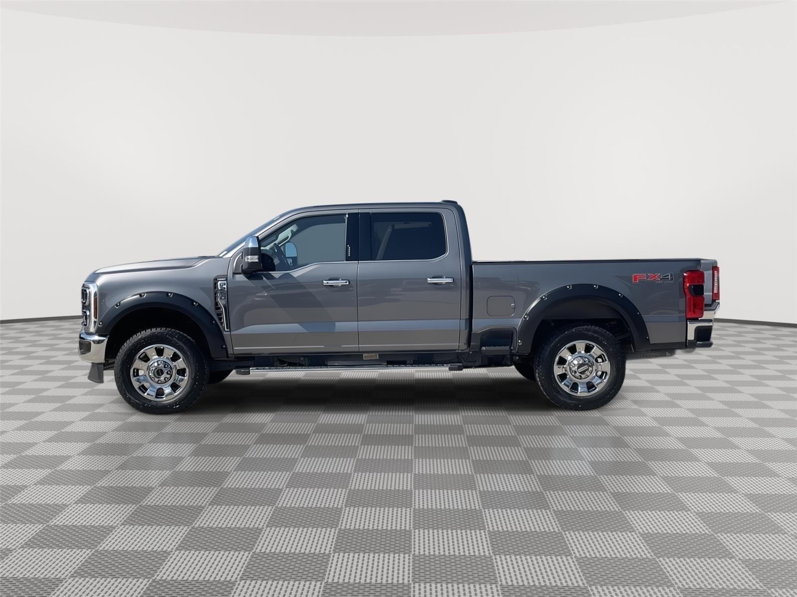 Vehicle photo 2