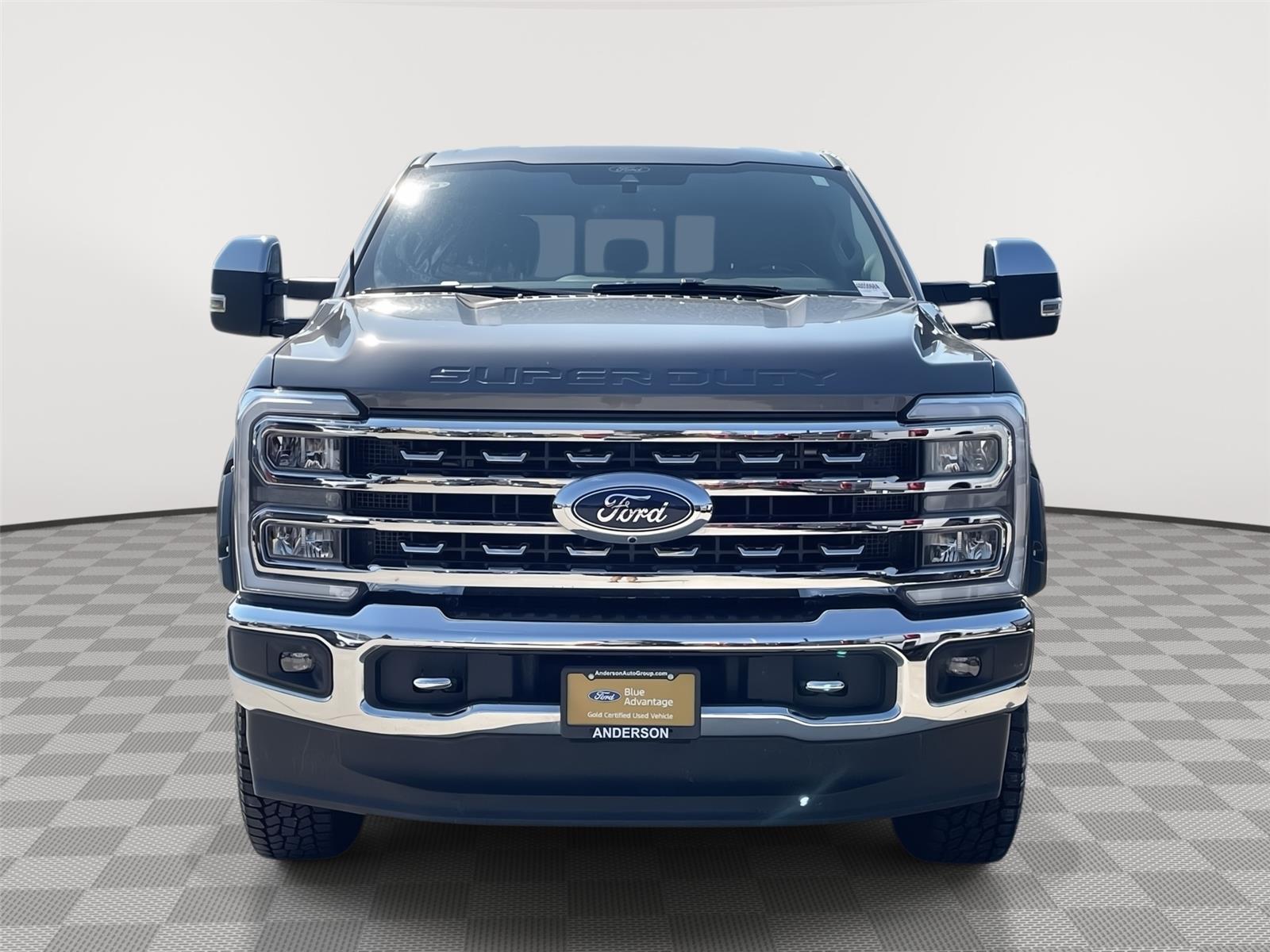 Vehicle photo 4