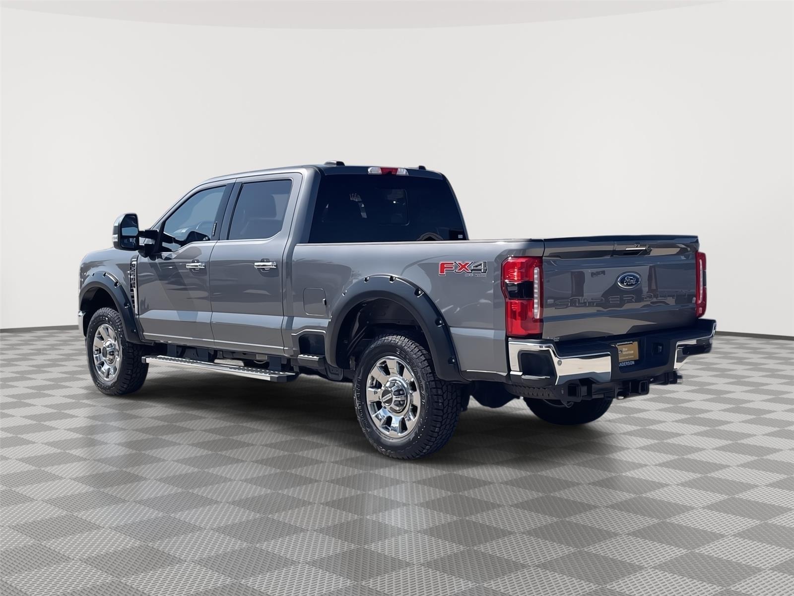 Vehicle photo 9