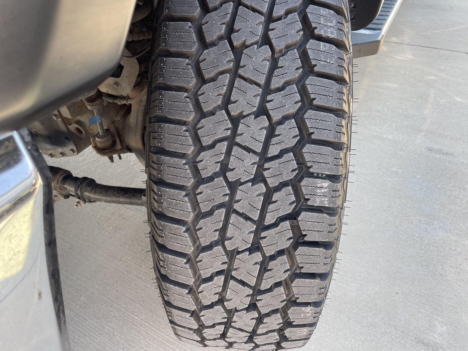 Vehicle photo 11