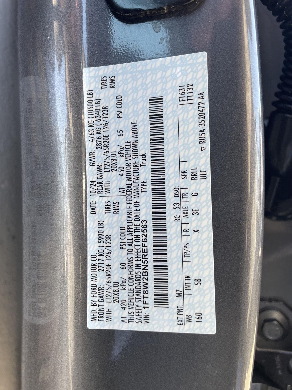 Vehicle photo 37
