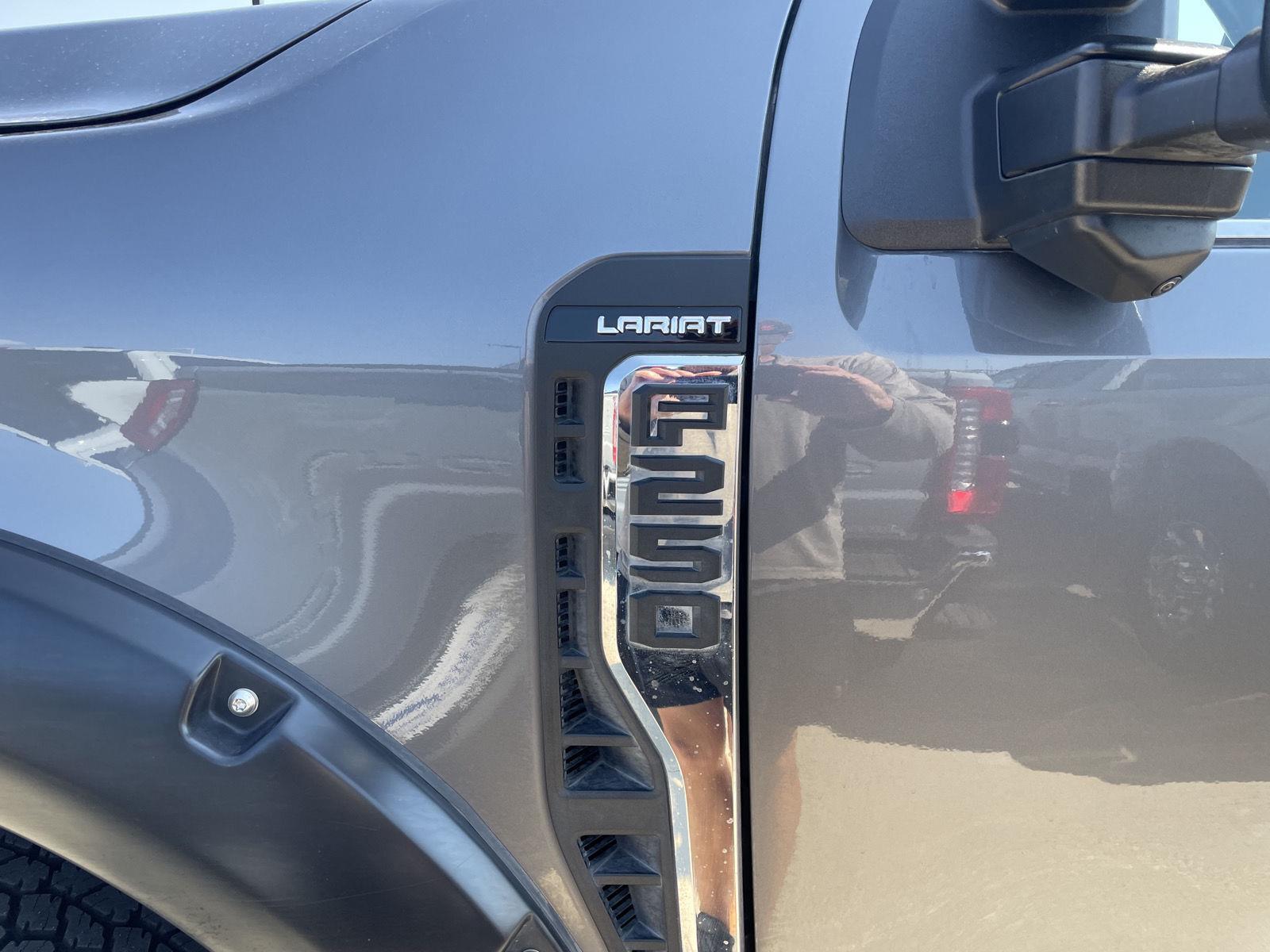Vehicle photo 42