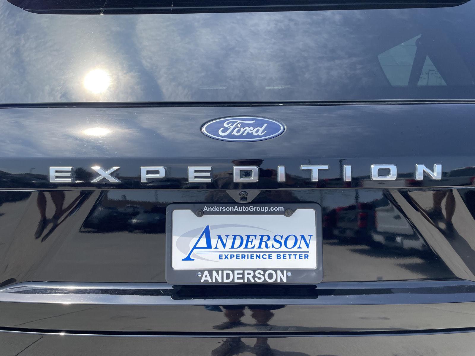 Vehicle photo 41