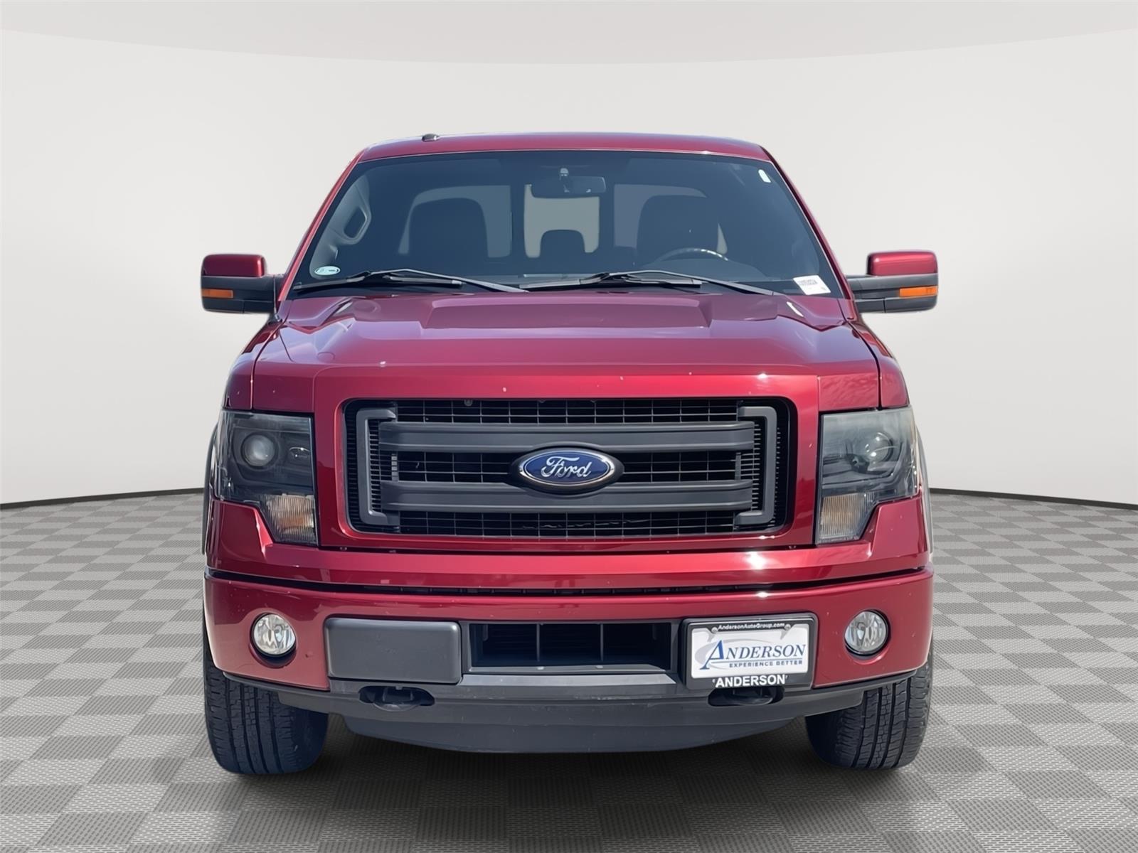 Vehicle photo 4