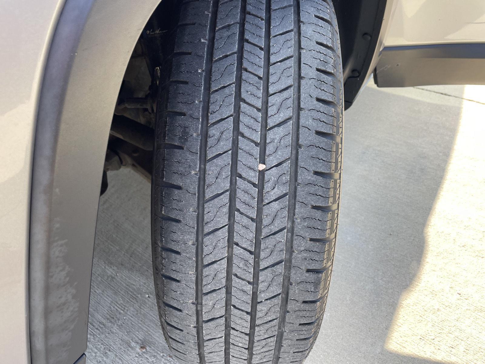 Vehicle photo 10