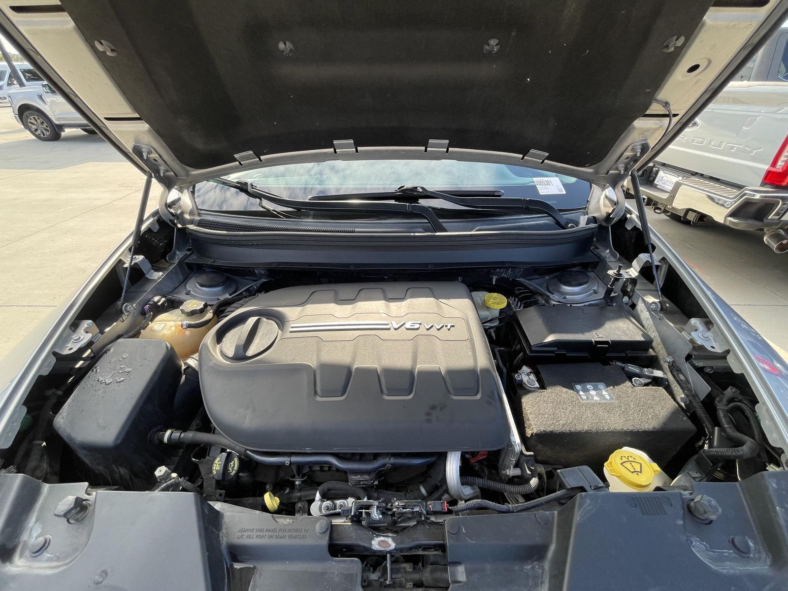 Vehicle photo 31
