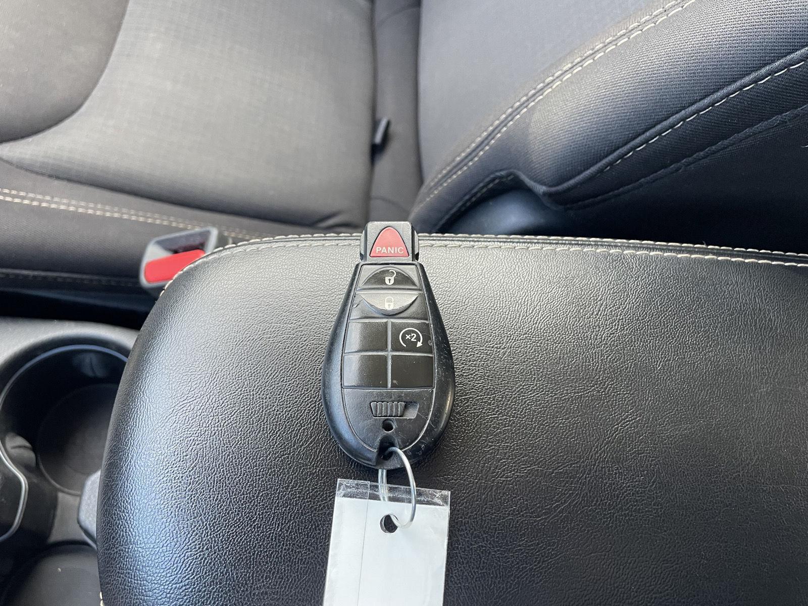 Vehicle photo 35