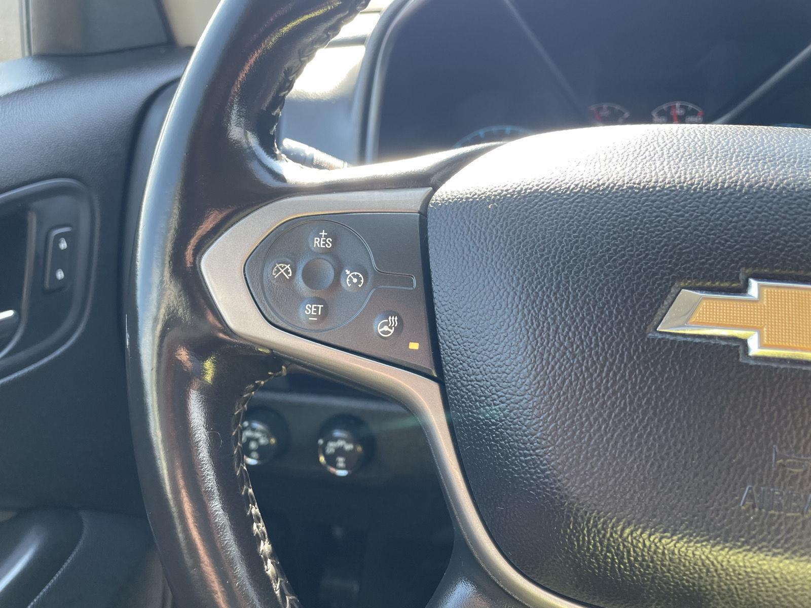 Vehicle photo 28