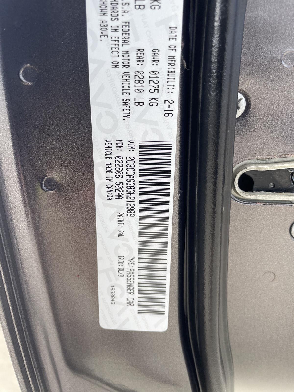 Vehicle photo 29