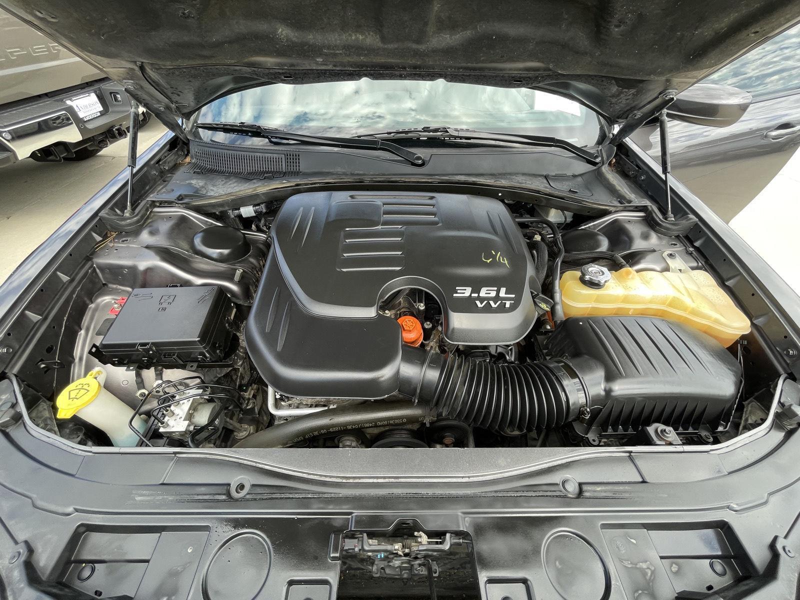 Vehicle photo 31