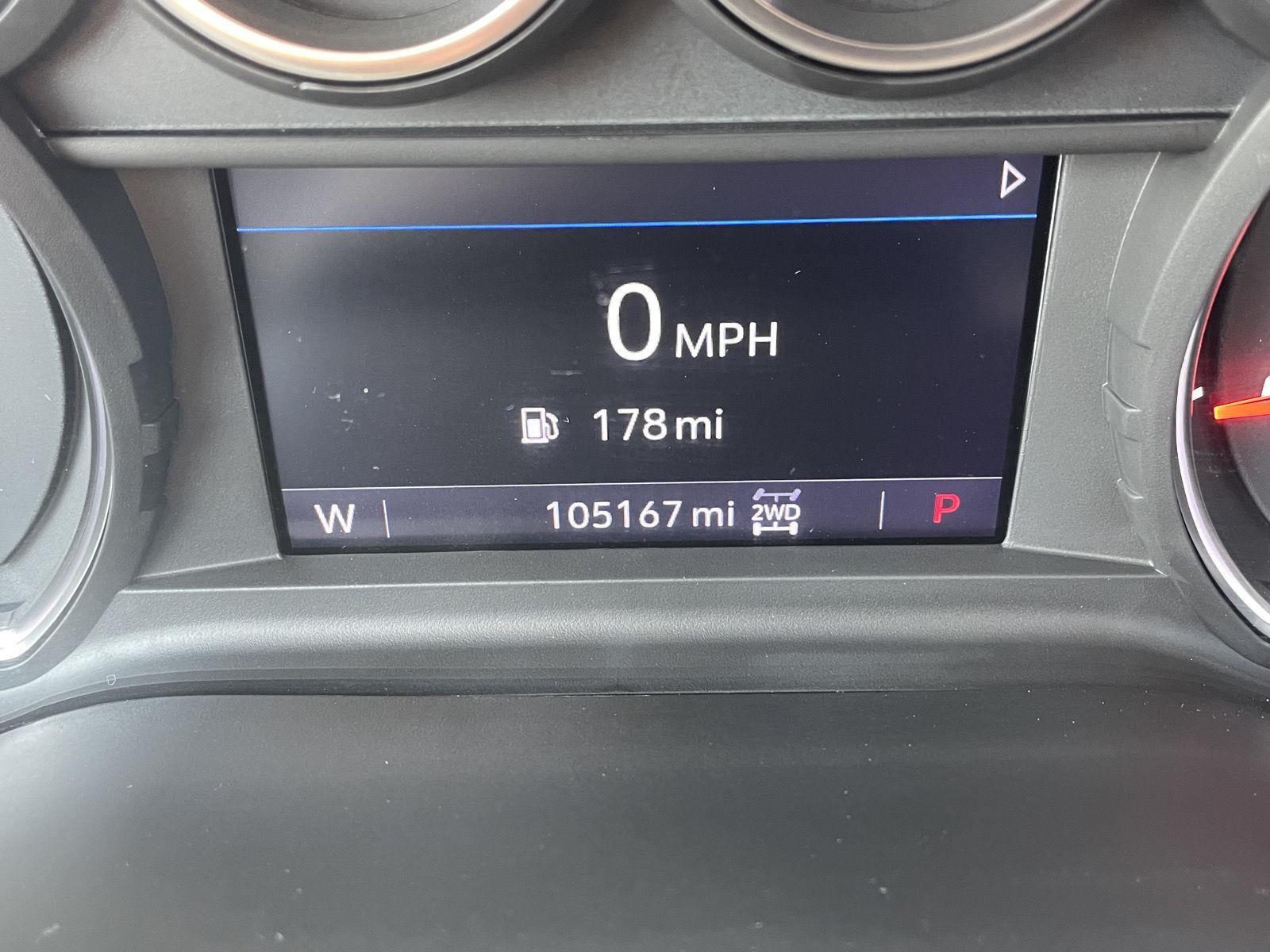 Vehicle photo 3