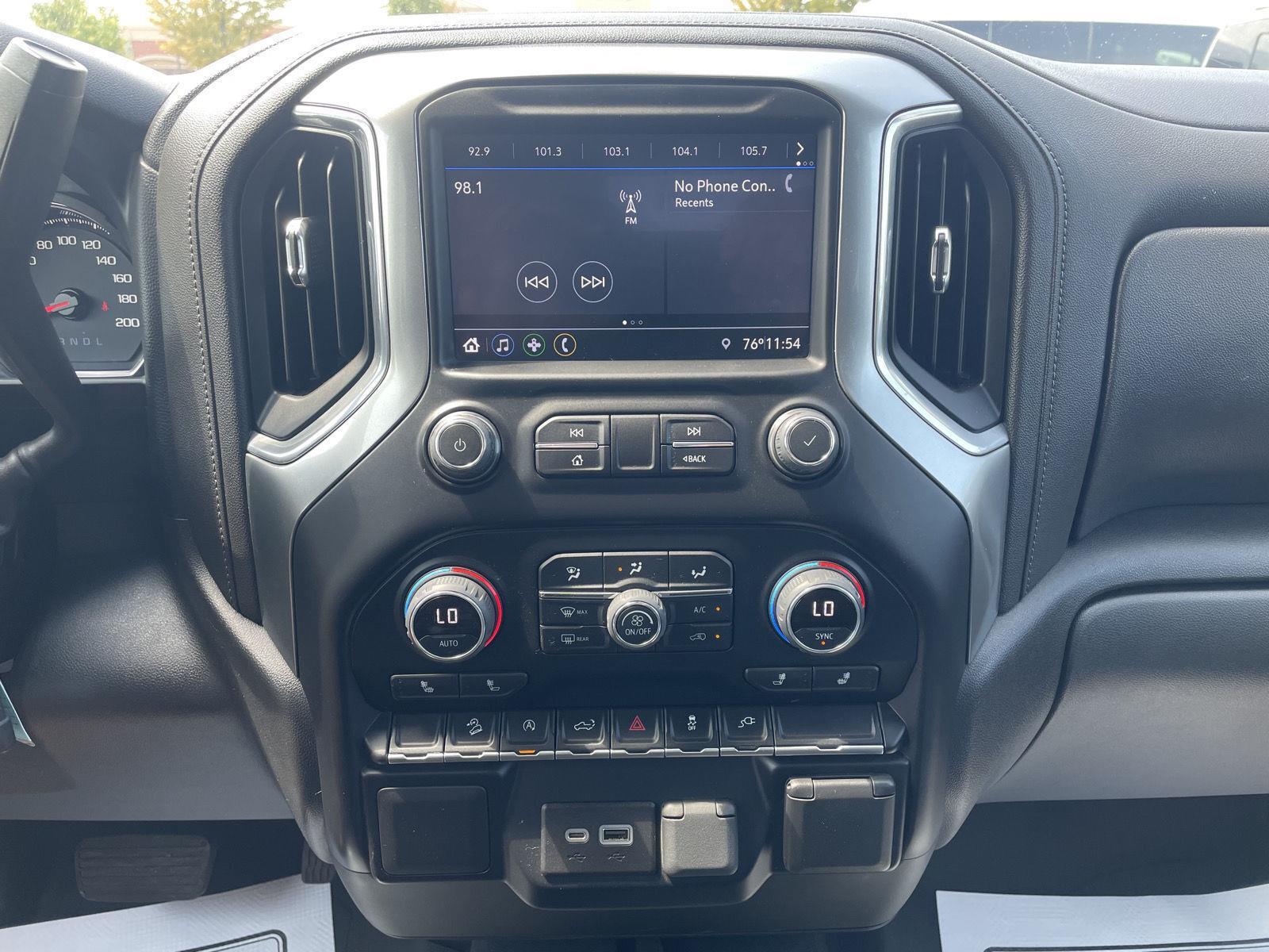 Vehicle photo 22