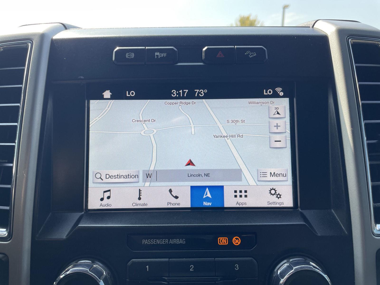 Vehicle photo 24