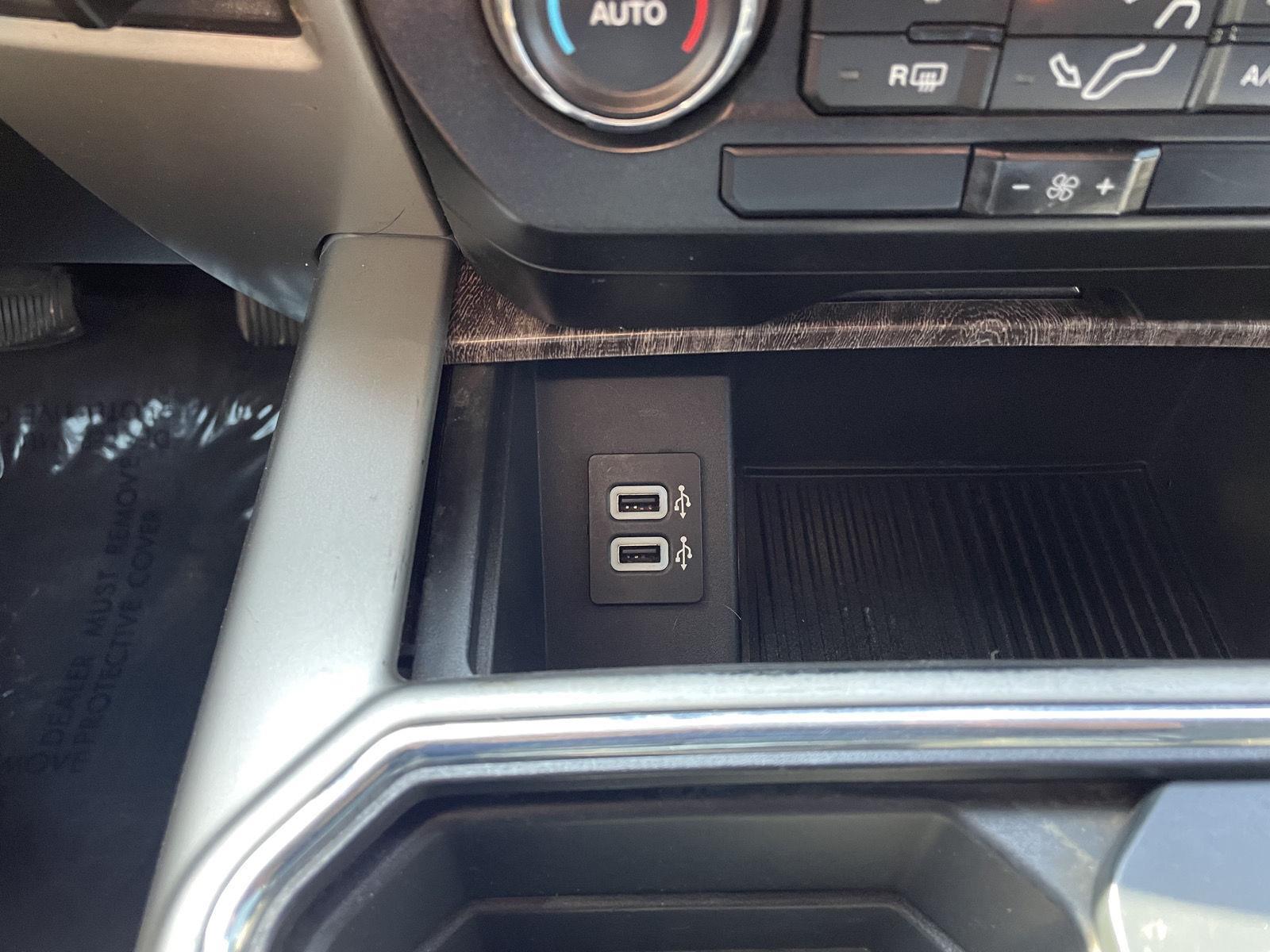 Vehicle photo 27