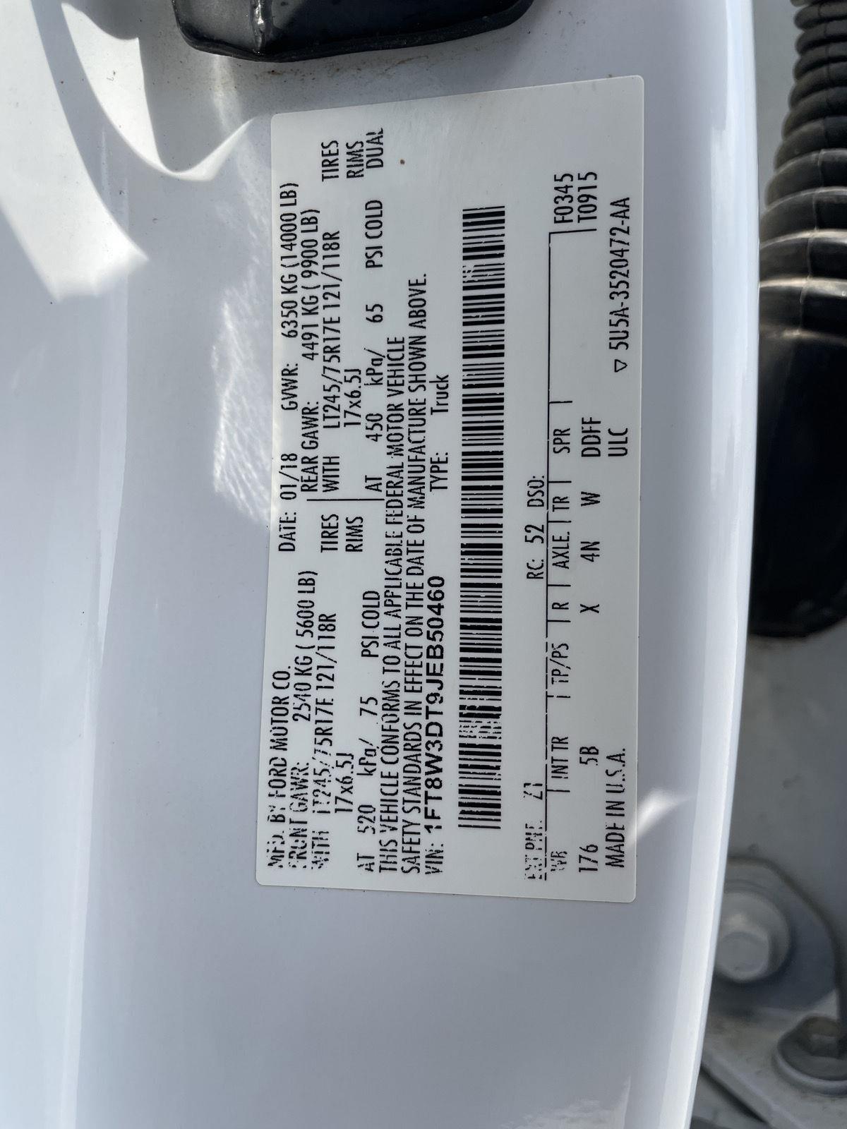 Vehicle photo 33
