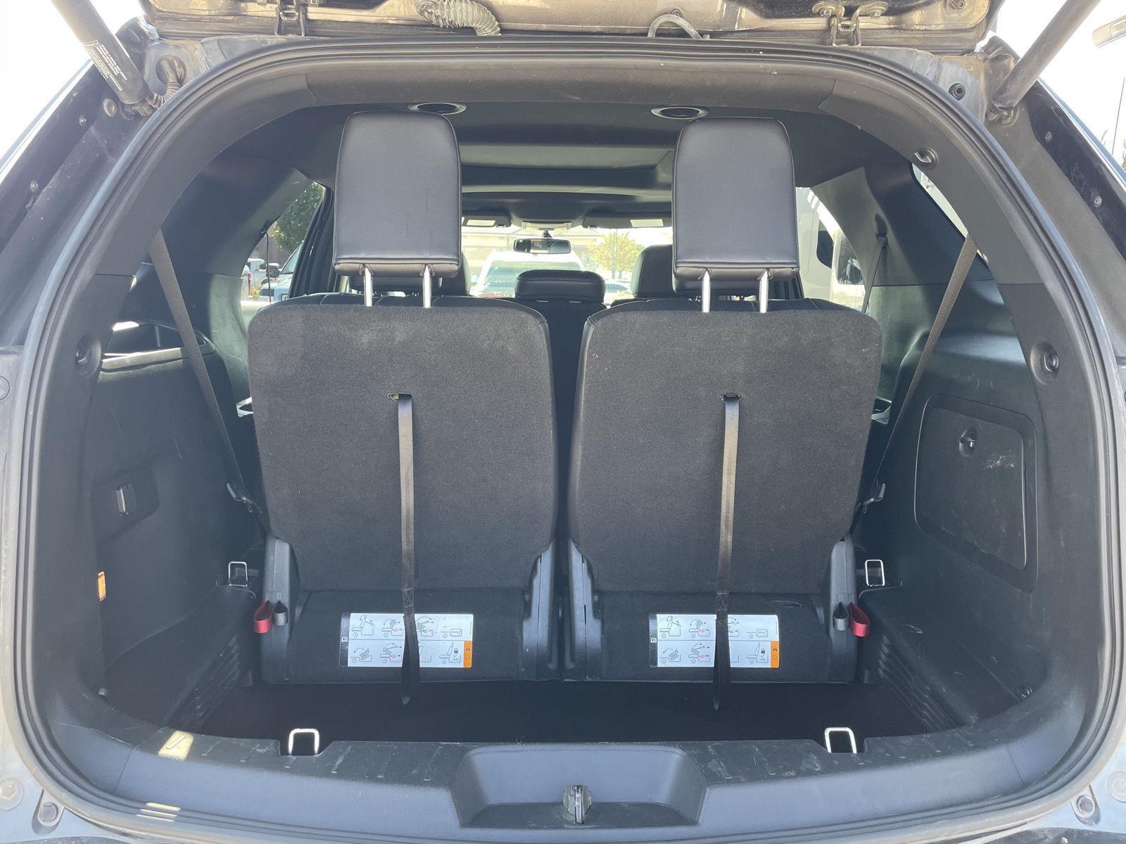 Vehicle photo 37