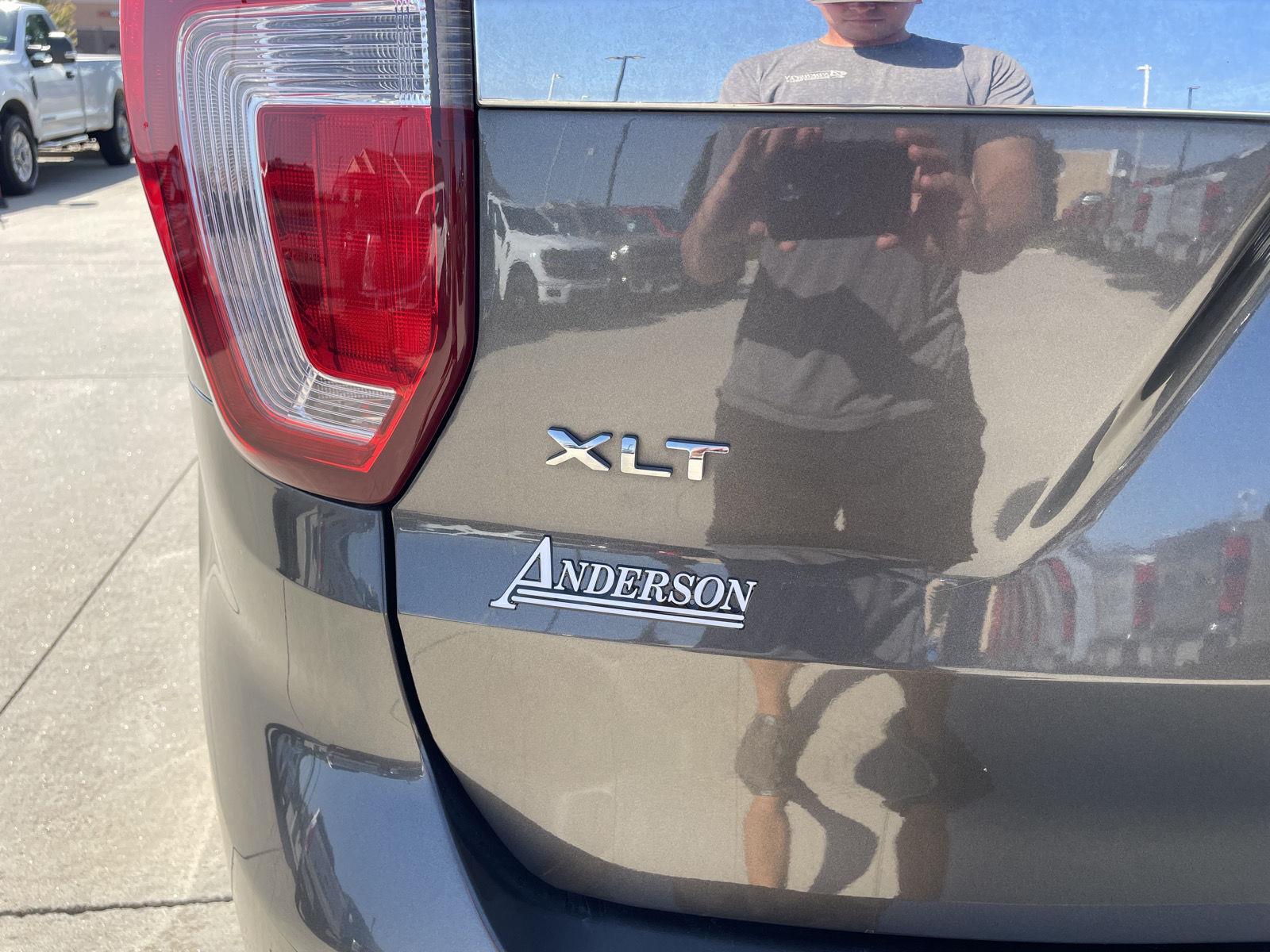 Vehicle photo 40