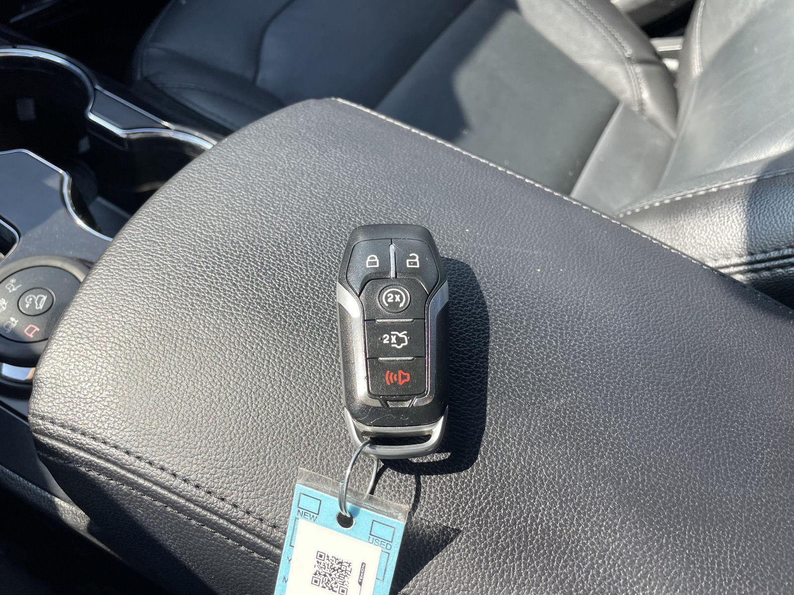 Vehicle photo 41