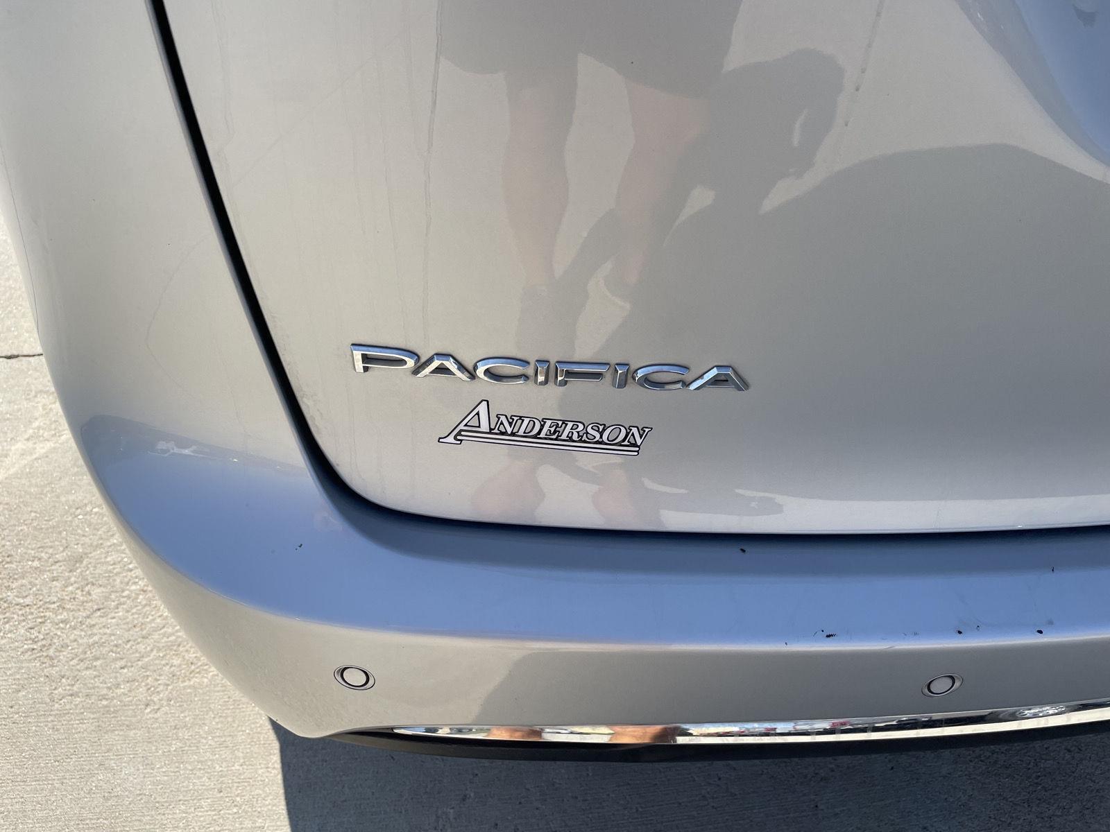 Vehicle photo 36
