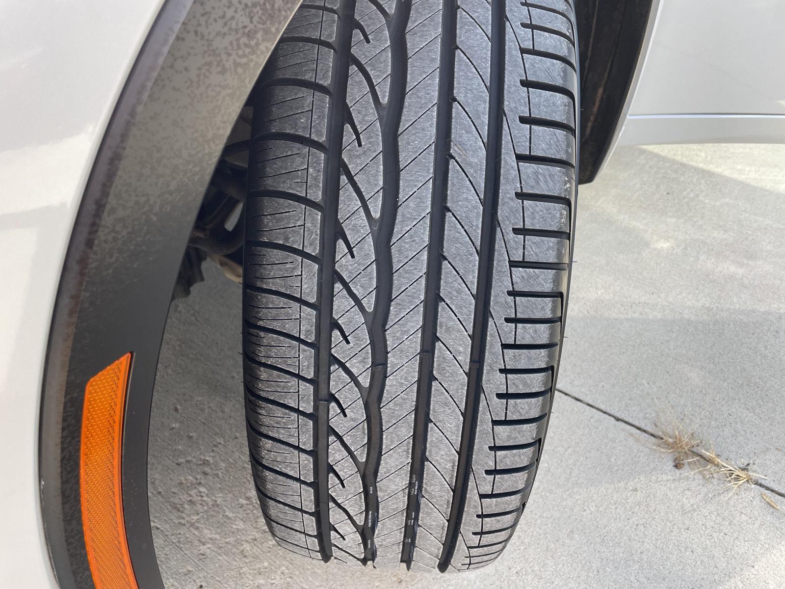 Vehicle photo 11