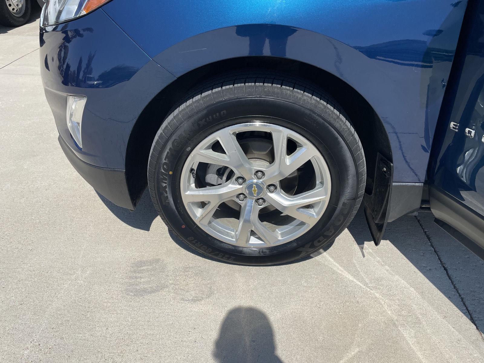 Vehicle photo 10