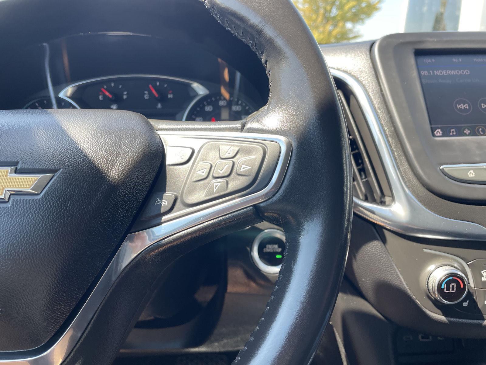 Vehicle photo 14