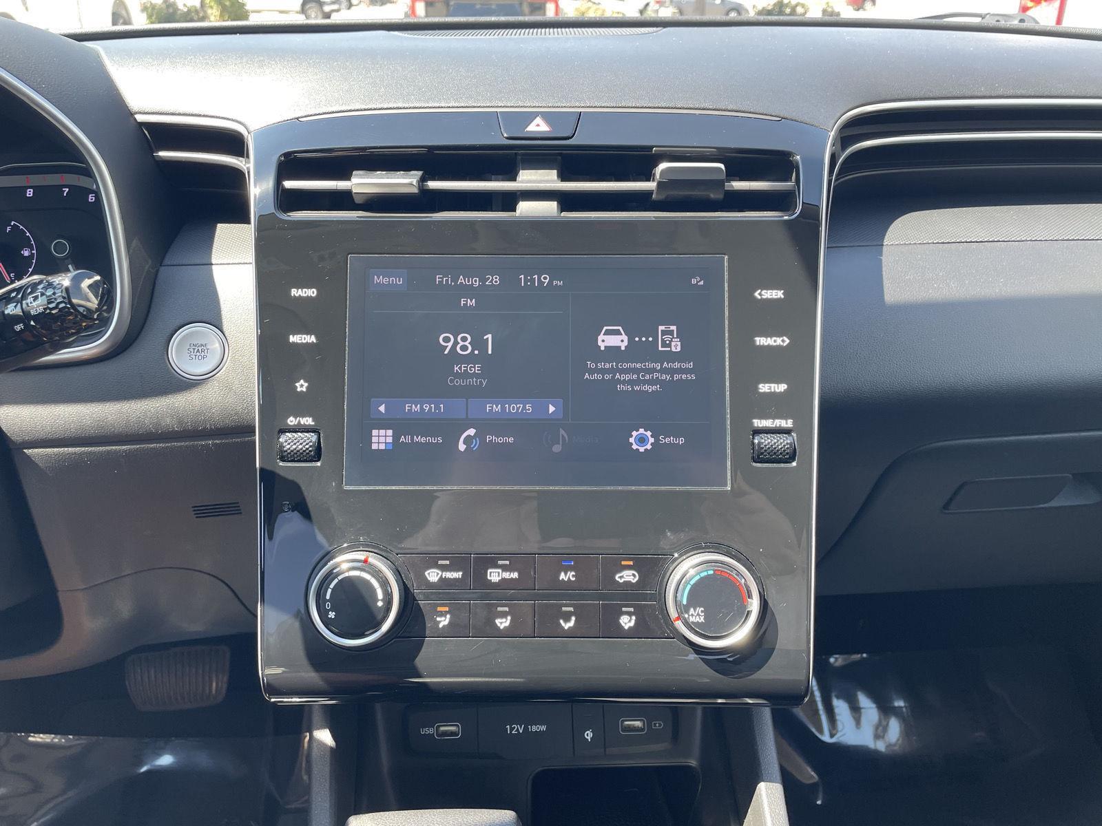 Vehicle photo 22